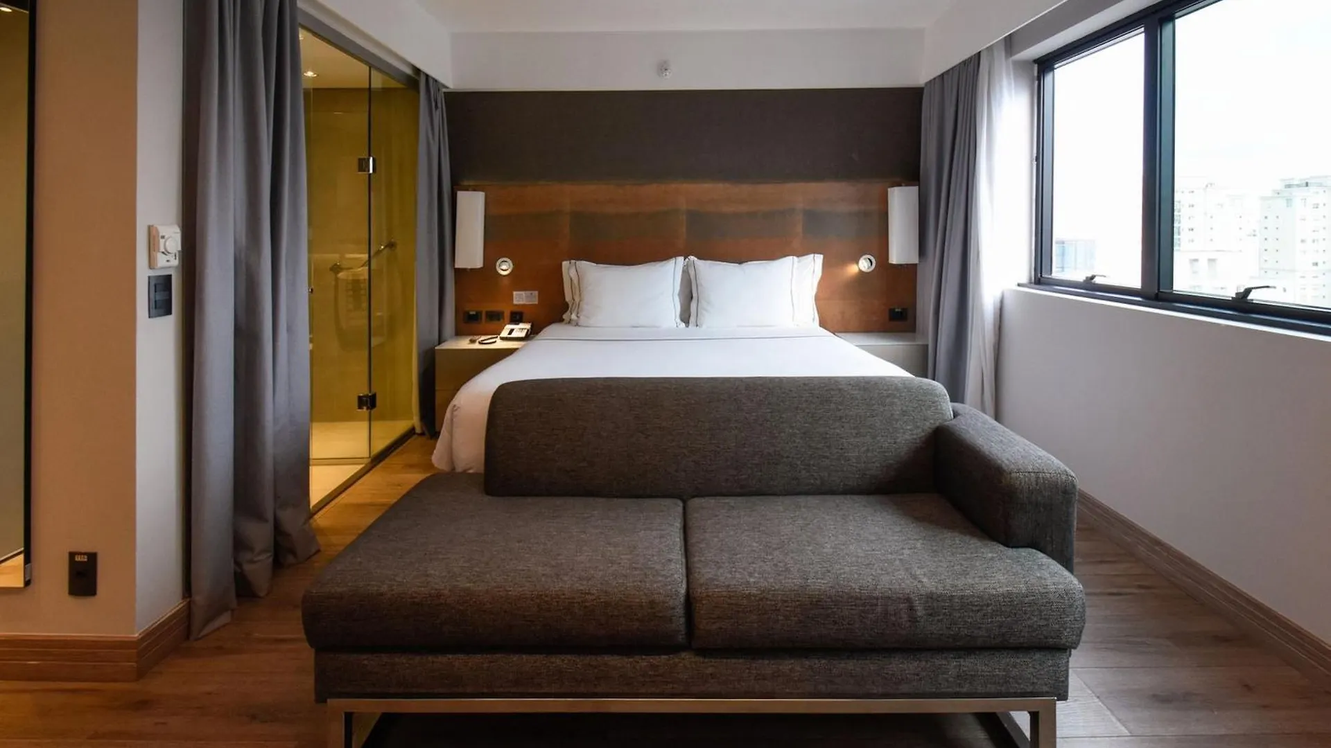 Elegance Suites Ibirapuera Sao Paulo Apartment
